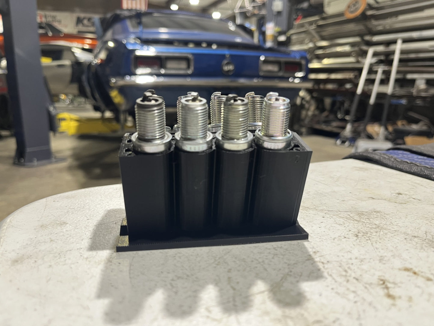 Spark Plug Holder V8